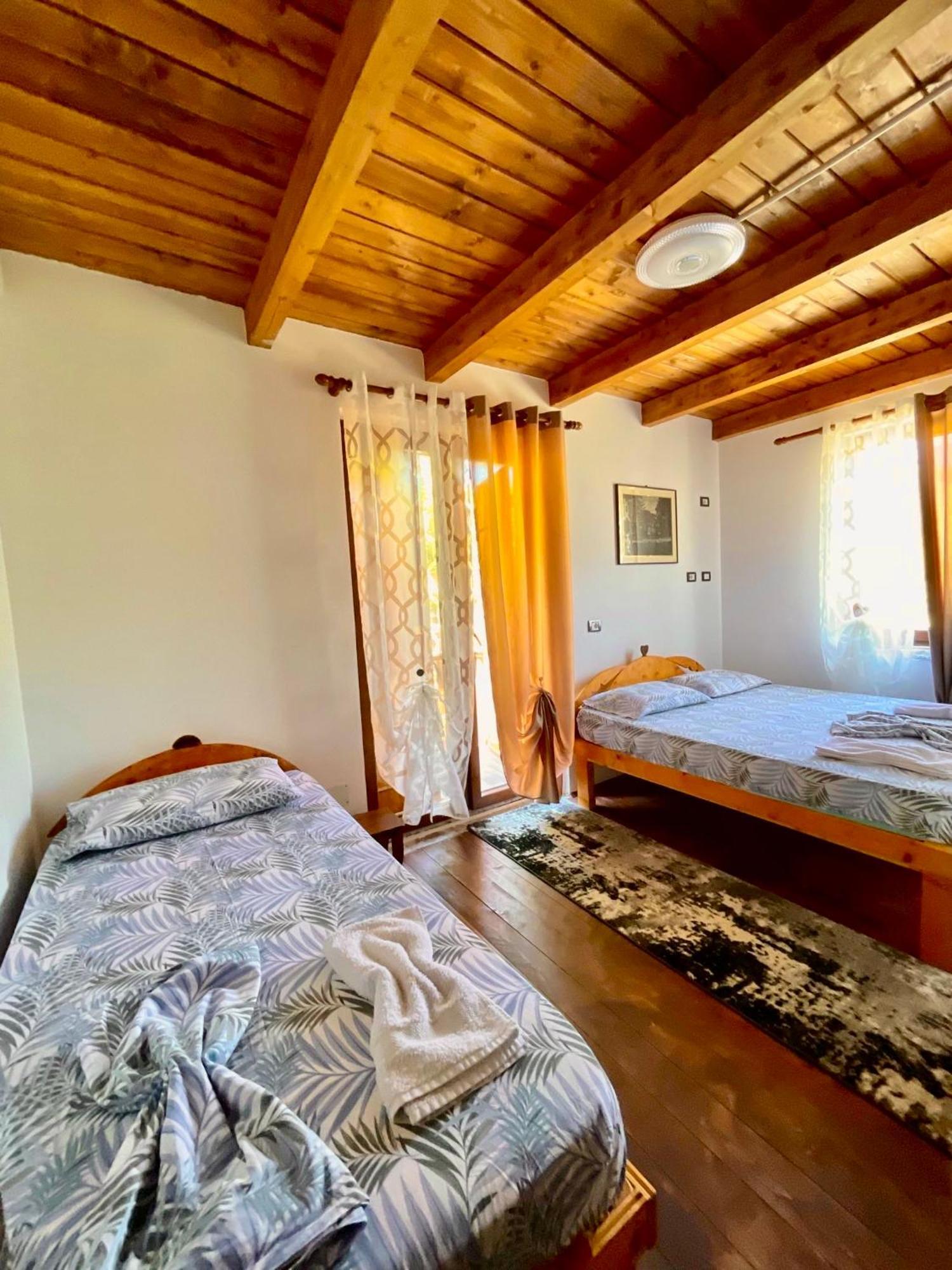 Guest House Aprripe Guri Firza 外观 照片